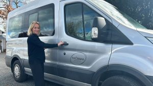 Tirohana shuttle van service complimentary for dinner diners